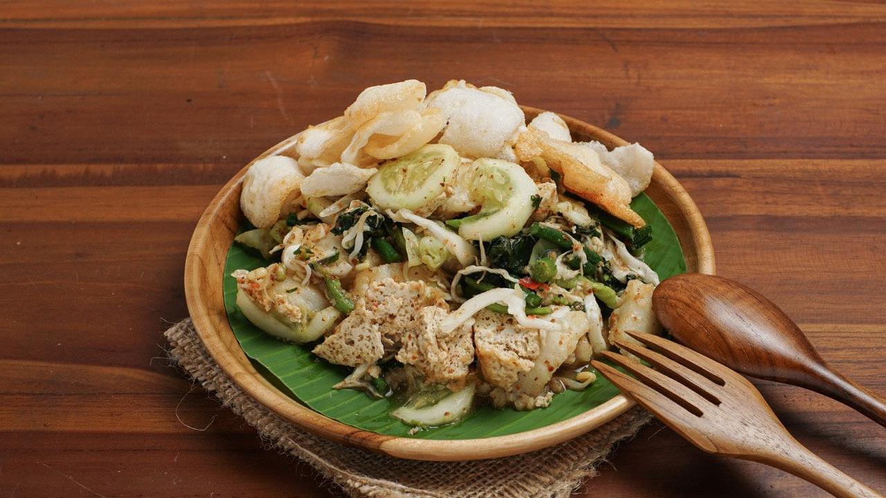 Lotek Bandung: Kuliner Tradisional Sunda yang Bikin Kangen